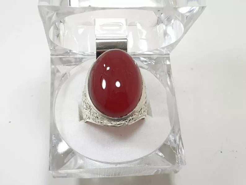 Men's Deep Blood Red Yemeni Aqeeq Ring - Natural Agate Gemstone Jewelry - Heavenly Gems
