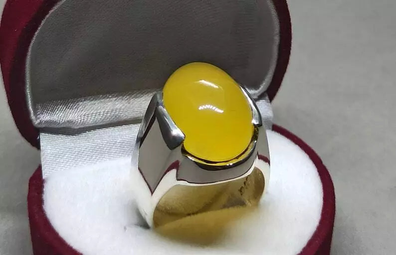 Oval Shape Zard Aqeeq Ring - Sterling Silver 925 Yellow Onyx Carnelian Gemstone - Heavenly Gems