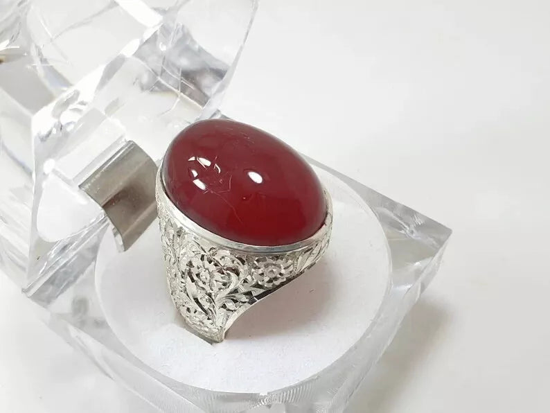 Men's Deep Blood Red Yemeni Aqeeq Ring - Natural Agate Gemstone Jewelry - Heavenly Gems