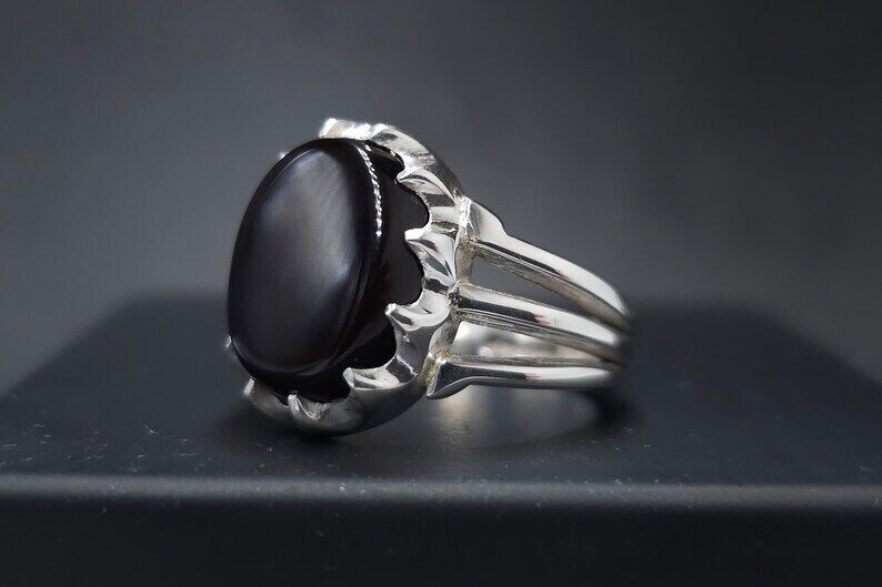 Agate Ring for Men, Oval Cut Gemstone, Artisan Jewelry, Yemeni Aqeeq Stone Ring - Heavenly Gems