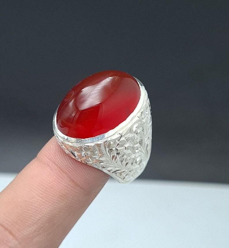 Mens Yemeni Aqeeq Ring Deep Blood Red Yamni Oval Cut Agate Ring For Men Natural Agate 925 Sterling Silver - Heavenly Gems