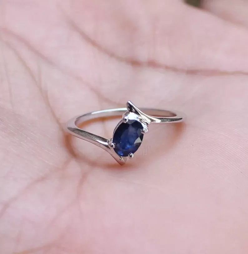 925 Solid Sterling Silver - Prong Natural Diffusion Blue Sapphire Ring - Oval - Heavenly Gems