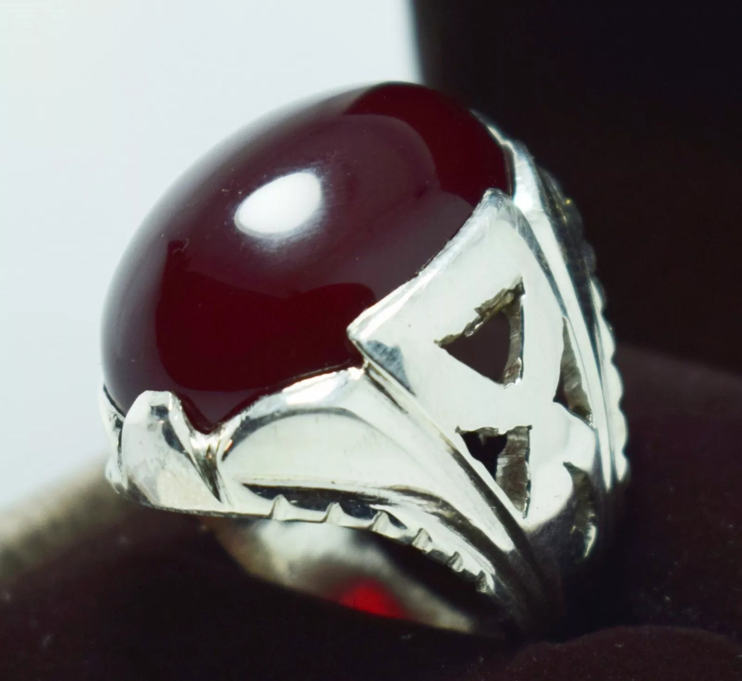 Handcrafted Brown and Blood Red Yemeni Agate Men's Aqeeq Ring - Perfect Gift Jewelry - Heavenly Gems