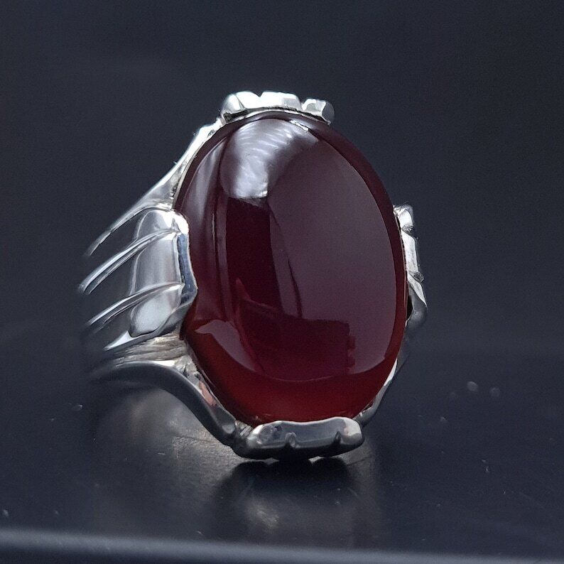 Mens Yemeni Aqeeq Oval Cut Ring Deep Blood Red Yamni Agate Ring For Men Sterling Silver 925 - Heavenly Gems