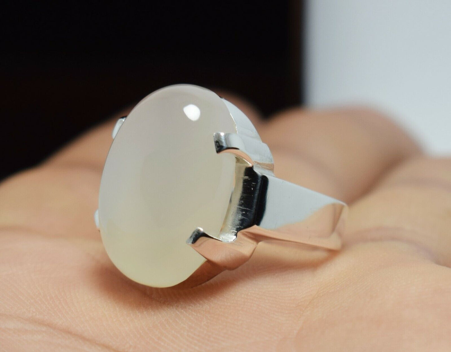 White Yemeni Aqeeq Handcrafted Rings Unisex Gifts Real Gemstones Zodiac Jewelry - Heavenly Gems