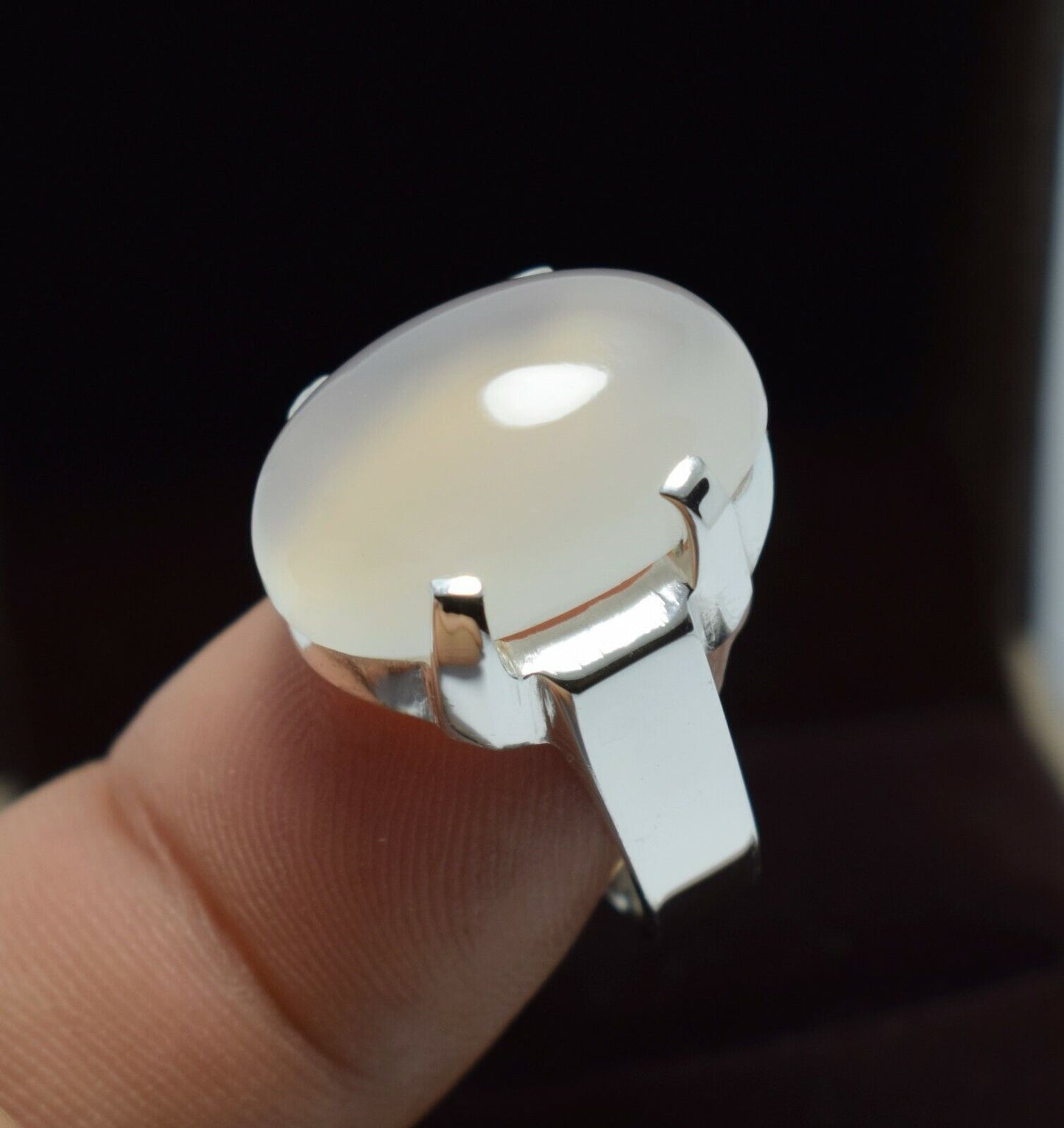 White Yemeni Aqeeq Handcrafted Rings Unisex Gifts Real Gemstones Zodiac Jewelry - Heavenly Gems