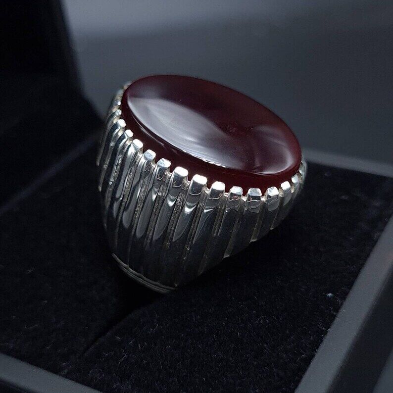 Yemeni Aqeeq Ring Yameni Oval Cut Deep Red Aqeeq Ring Agate Ring Big Black red Aqeeq Agate Ring Sterling Silver 925 (Premium Quality) - Heavenly Gems