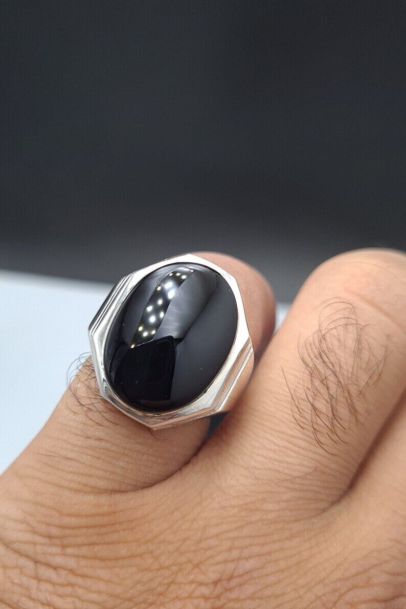 Mens Black Oval Cut Aqeeq Ring natural Agate Ring for Men Shifat Al Abad Yemeni Aqeeq 925 Sterling Silver Ring gift - Heavenly Gems