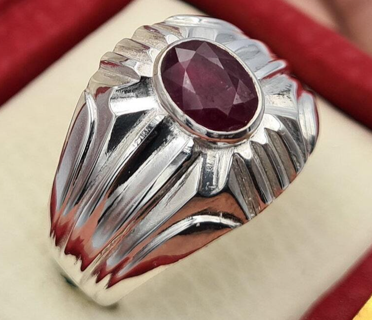 Unique Pigeon Blood Red Unheated and Untreated Ruby Ring Natural Handmade ring - Heavenly Gems