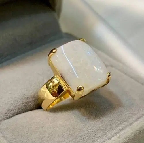 Opal-Rings Heavenly Gems