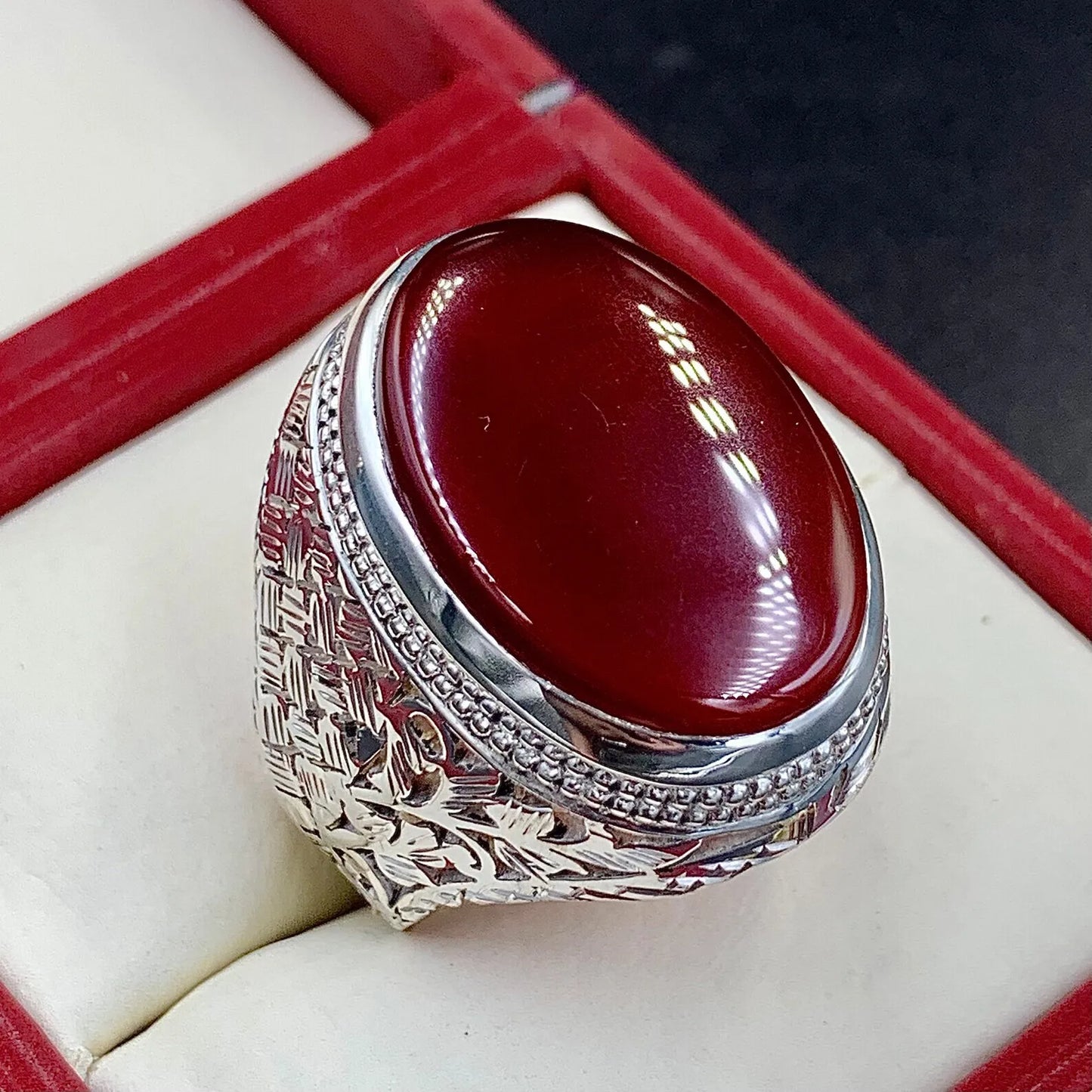 Blood Red Aqeeq Ring - Sterling Silver Natural Men's Agate Ring - Heavenly Gems