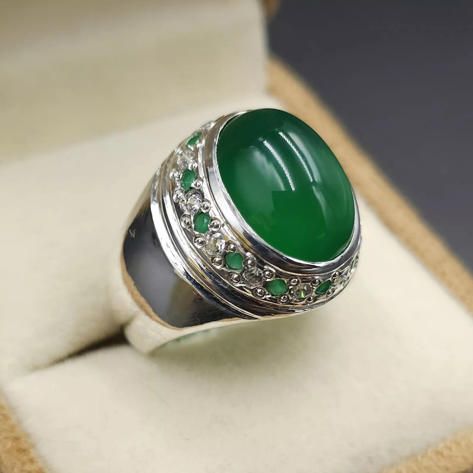 Natural Green Yemeni Aqeeq Ring - Sterling Silver Mens Agate Shia Ring - Heavenly Gems