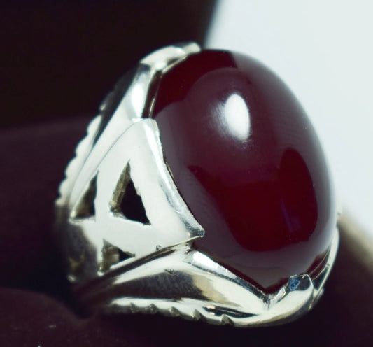 Handcrafted Brown and Blood Red Yemeni Agate Men's Aqeeq Ring - Perfect Gift Jewelry
