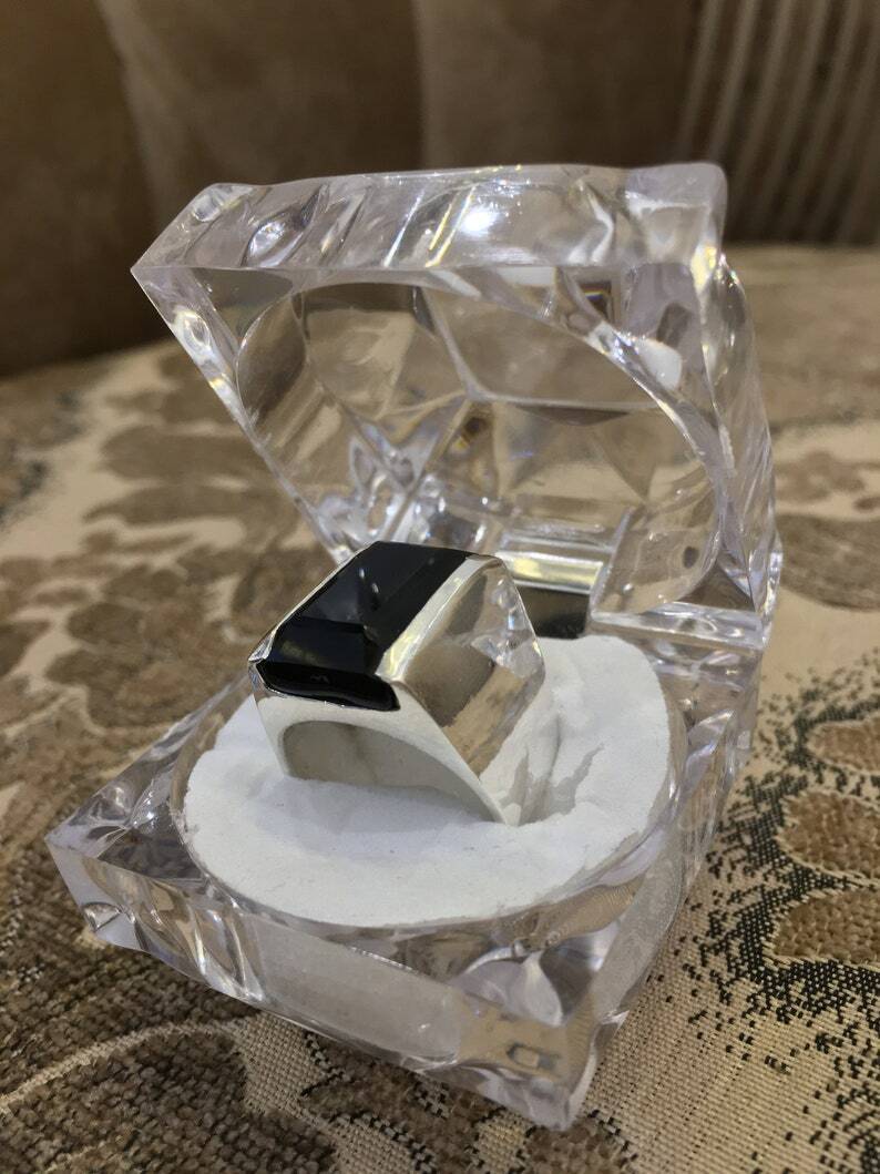 Original Black Aqeeq Akik Haqeeq Stone ring In Emerald Cut Square Design ring - Heavenly Gems