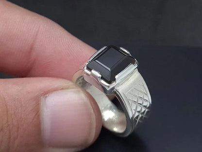 Yemeni Aqeeq Ring Deep Black Red Yamni Agate Ring For Men Natural Agate gift men - Heavenly Gems